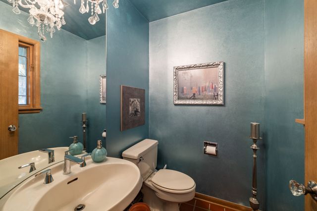 1125 18th Street, West Des Moines, IA 50265
