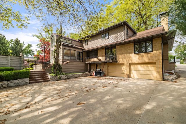 1125 18th Street, West Des Moines, IA 50265