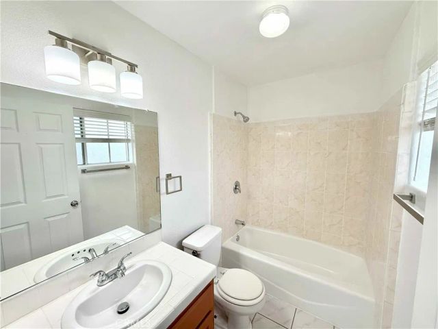 1308 W 163rd Street 1, Gardena, CA 90247