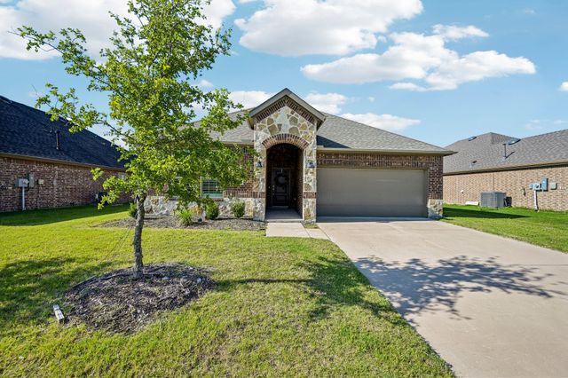 400 Penn Street, Anna, TX 75409