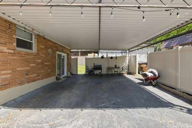 109 Clifton Ct, Old Hickory, TN 37138