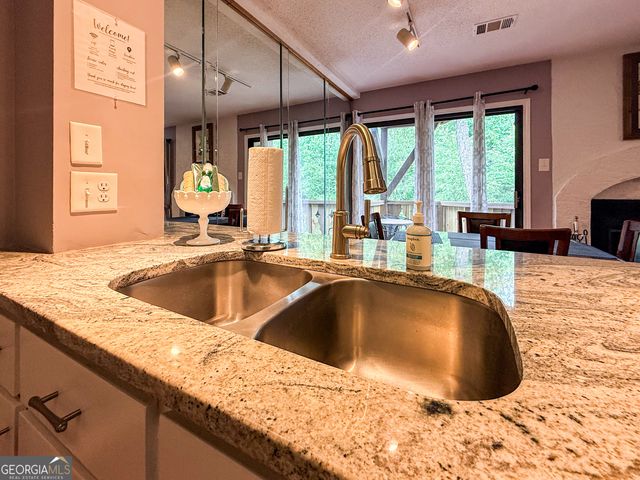 854 Edelweiss Strasse 402, Helen, GA 30545