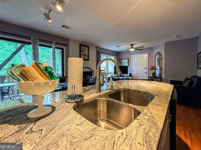 854 Edelweiss Strasse 402, Helen, GA 30545