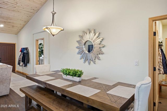 2234 FAIRWAY Drive, Overgaard, AZ 85933