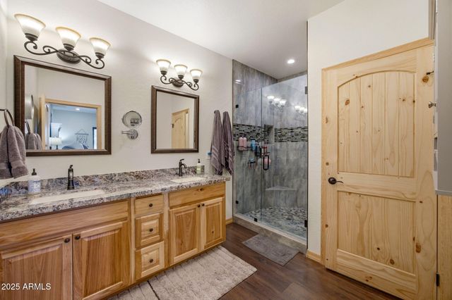 2234 FAIRWAY Drive, Overgaard, AZ 85933