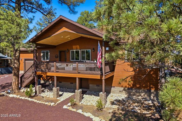 2234 FAIRWAY Drive, Overgaard, AZ 85933