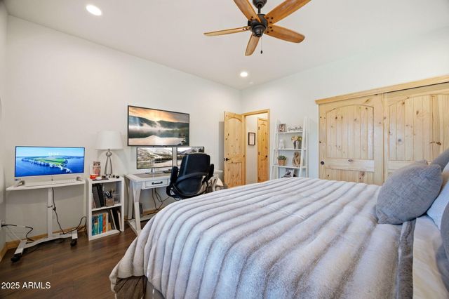 2234 FAIRWAY Drive, Overgaard, AZ 85933