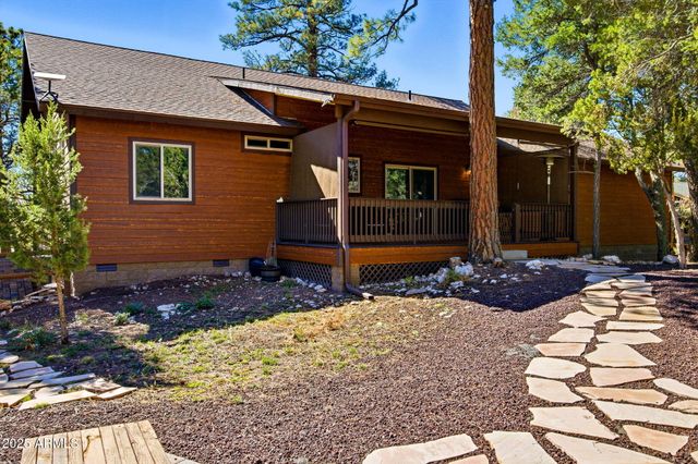 2234 FAIRWAY Drive, Overgaard, AZ 85933