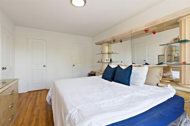 205 E 238th Street 2C, Bronx, NY 10470