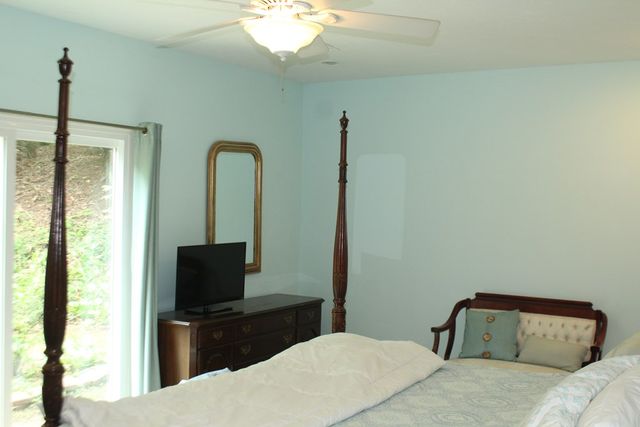 6961 Woodlake Circle, Young Harris, GA 30582
