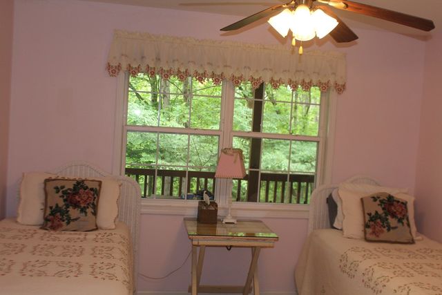 6961 Woodlake Circle, Young Harris, GA 30582