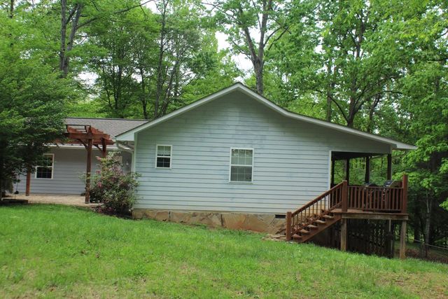 6961 Woodlake Circle, Young Harris, GA 30582