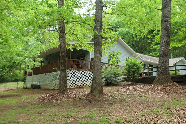 6961 Woodlake Circle, Young Harris, GA 30582