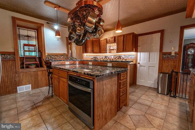 2485 HIETER RD, Quakertown, PA 18951