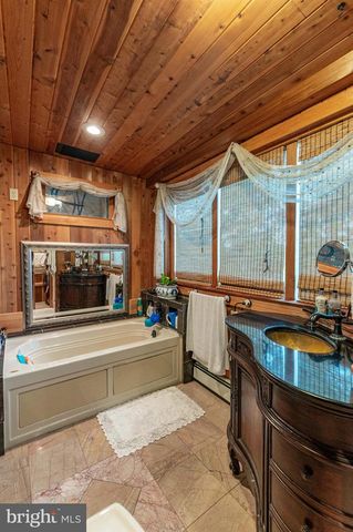2485 HIETER RD, Quakertown, PA 18951