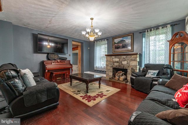 2485 HIETER RD, Quakertown, PA 18951