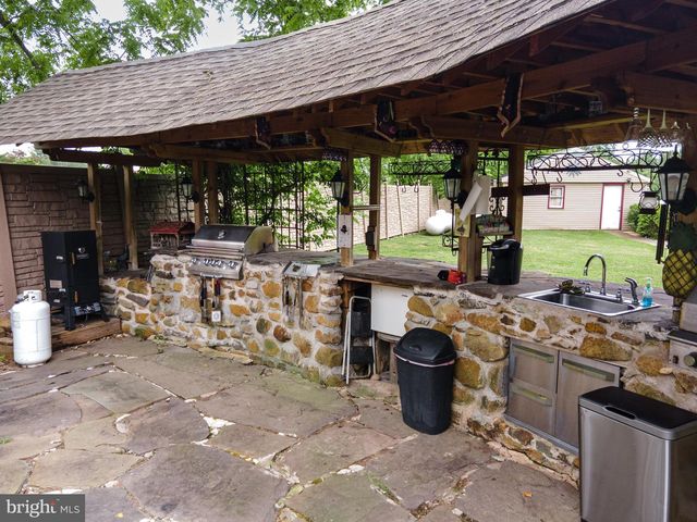 2485 HIETER RD, Quakertown, PA 18951