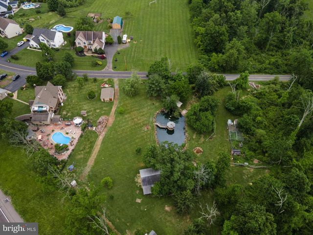 2485 HIETER RD, Quakertown, PA 18951