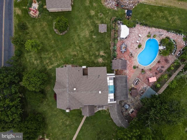 2485 HIETER RD, Quakertown, PA 18951