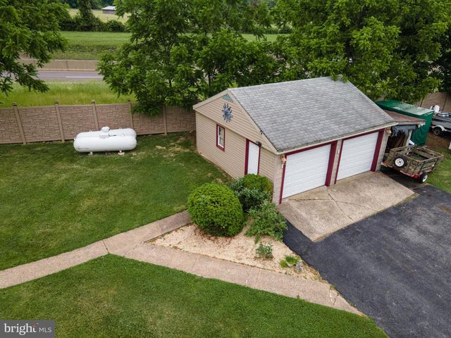 2485 HIETER RD, Quakertown, PA 18951
