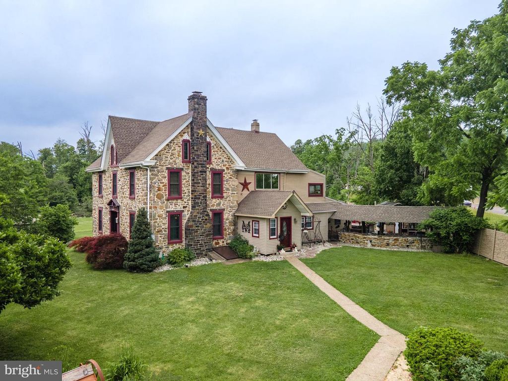 2485 HIETER RD, Quakertown, PA 18951