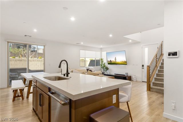 693 Echelon Street, Las Vegas, NV 89138