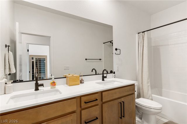 693 Echelon Street, Las Vegas, NV 89138