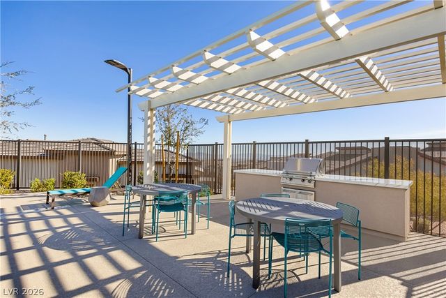 693 Echelon Street, Las Vegas, NV 89138