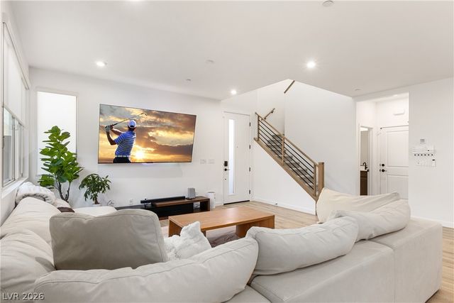 693 Echelon Street, Las Vegas, NV 89138