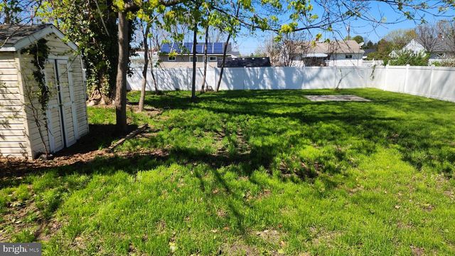 213 OVERBROOK AVE, Glassboro, NJ 08028