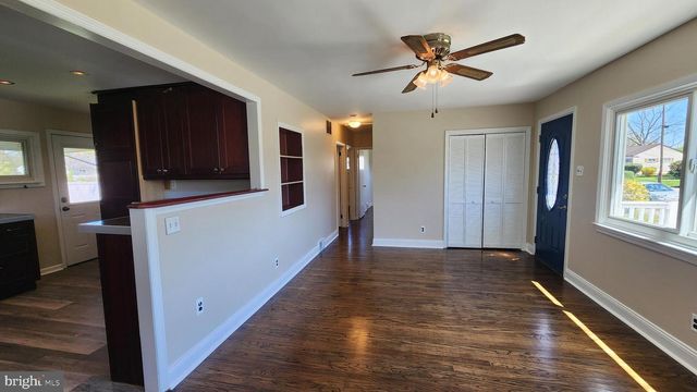 213 OVERBROOK AVE, Glassboro, NJ 08028