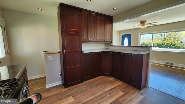 213 OVERBROOK AVE, Glassboro, NJ 08028