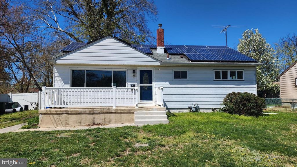 213 OVERBROOK AVE, Glassboro, NJ 08028