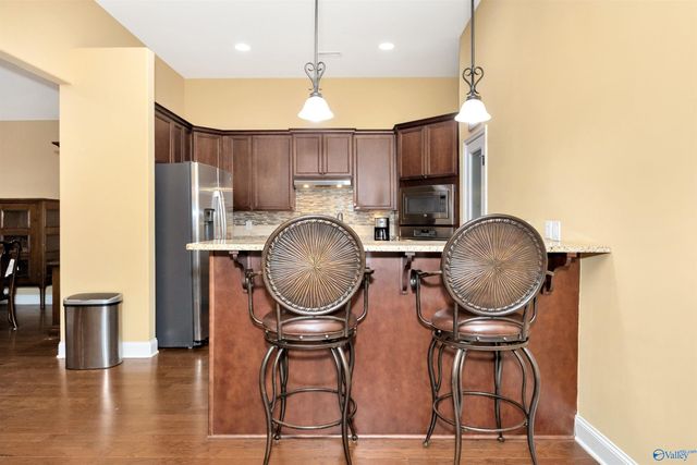 1013 Cresent Falls, Huntsville, AL 35806