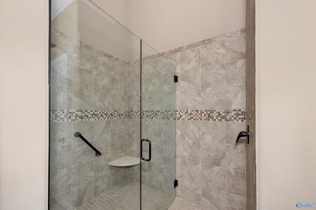 1013 Cresent Falls, Huntsville, AL 35806