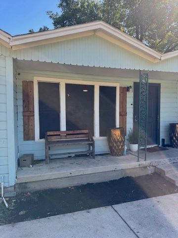 3212 Bonnie Brae Avenue, Fort Worth, TX 76111
