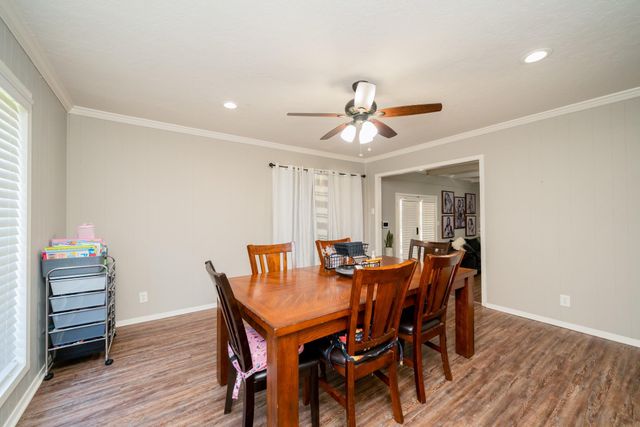 317 E Robinwood, White Oak, TX 75693