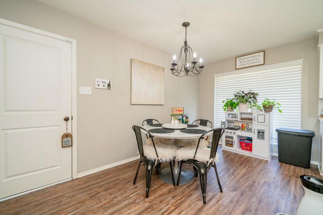 317 E Robinwood, White Oak, TX 75693