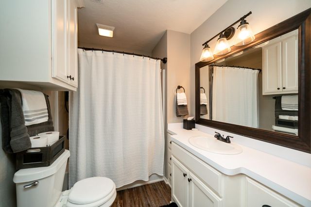 317 E Robinwood, White Oak, TX 75693