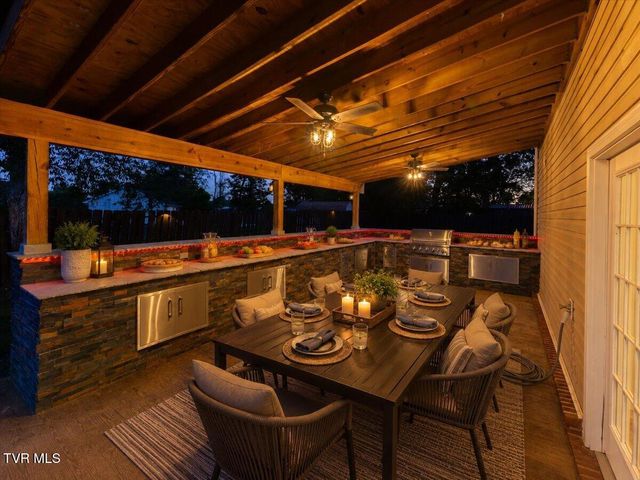 11 Mannington Court, Johnson City, TN 37604