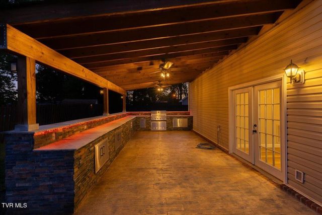 11 Mannington Court, Johnson City, TN 37604