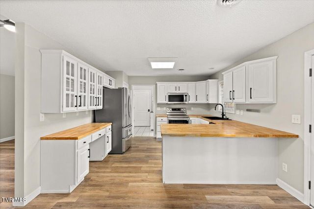 11 Mannington Court, Johnson City, TN 37604