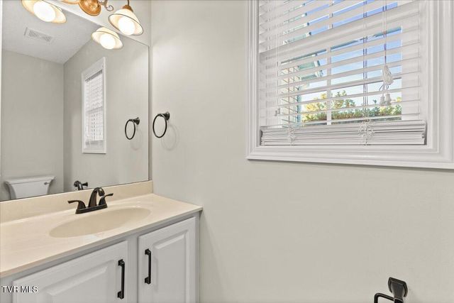 11 Mannington Court, Johnson City, TN 37604