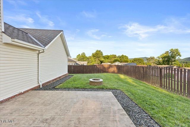 11 Mannington Court, Johnson City, TN 37604