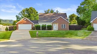11 Mannington Court, Johnson City, TN 37604