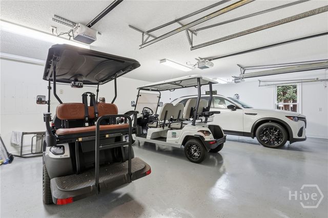 5 Marburg Lane, Savannah, GA 31411