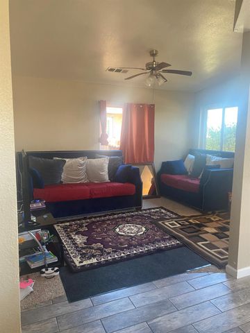 3011 Anne St, Stockton, CA 95206