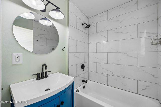 3647 CORONADO Road, Jacksonville, FL 32217