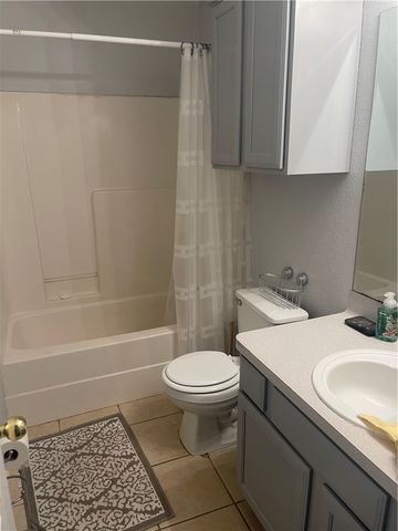 3705-3707 Oldenburg Ln Lane, College Station, TX 77845