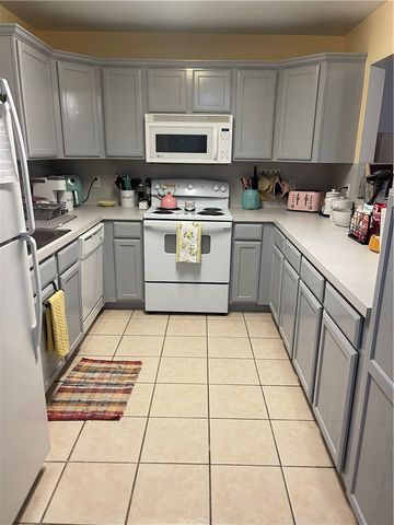 3705-3707 Oldenburg Ln Lane, College Station, TX 77845